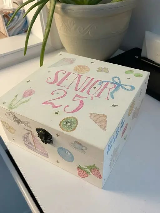 Senior Box with memories