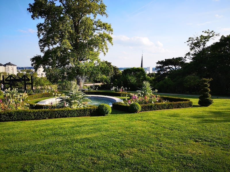Parc de la Perraudière - Park · Centre-Val de Loire, Saint-Cyr-sur-Loire
