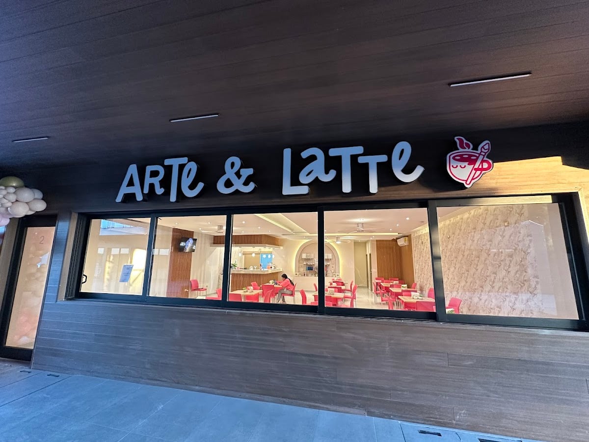 Arte & Latte Suc. Hatria