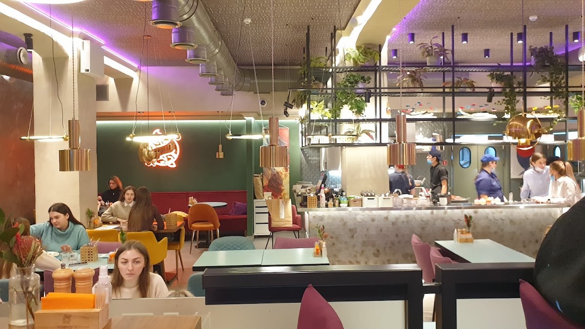Nemo Asian Kitchen & Bar