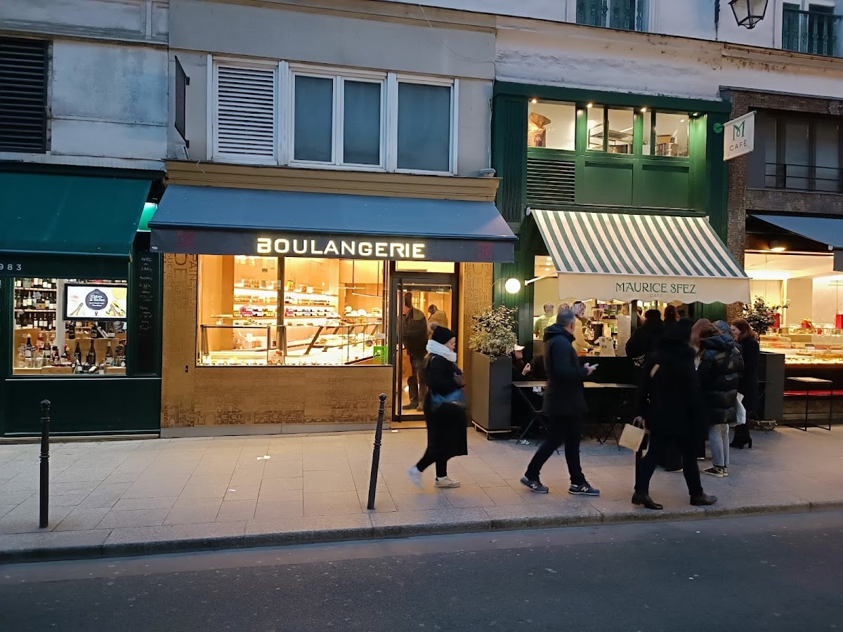 Maurice Café