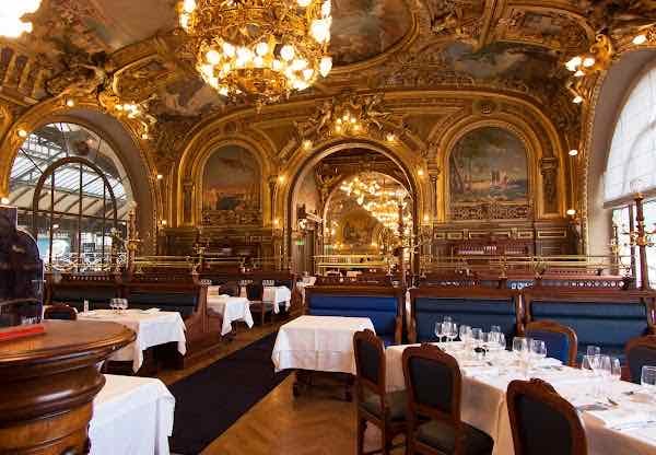 Le Train Bleu