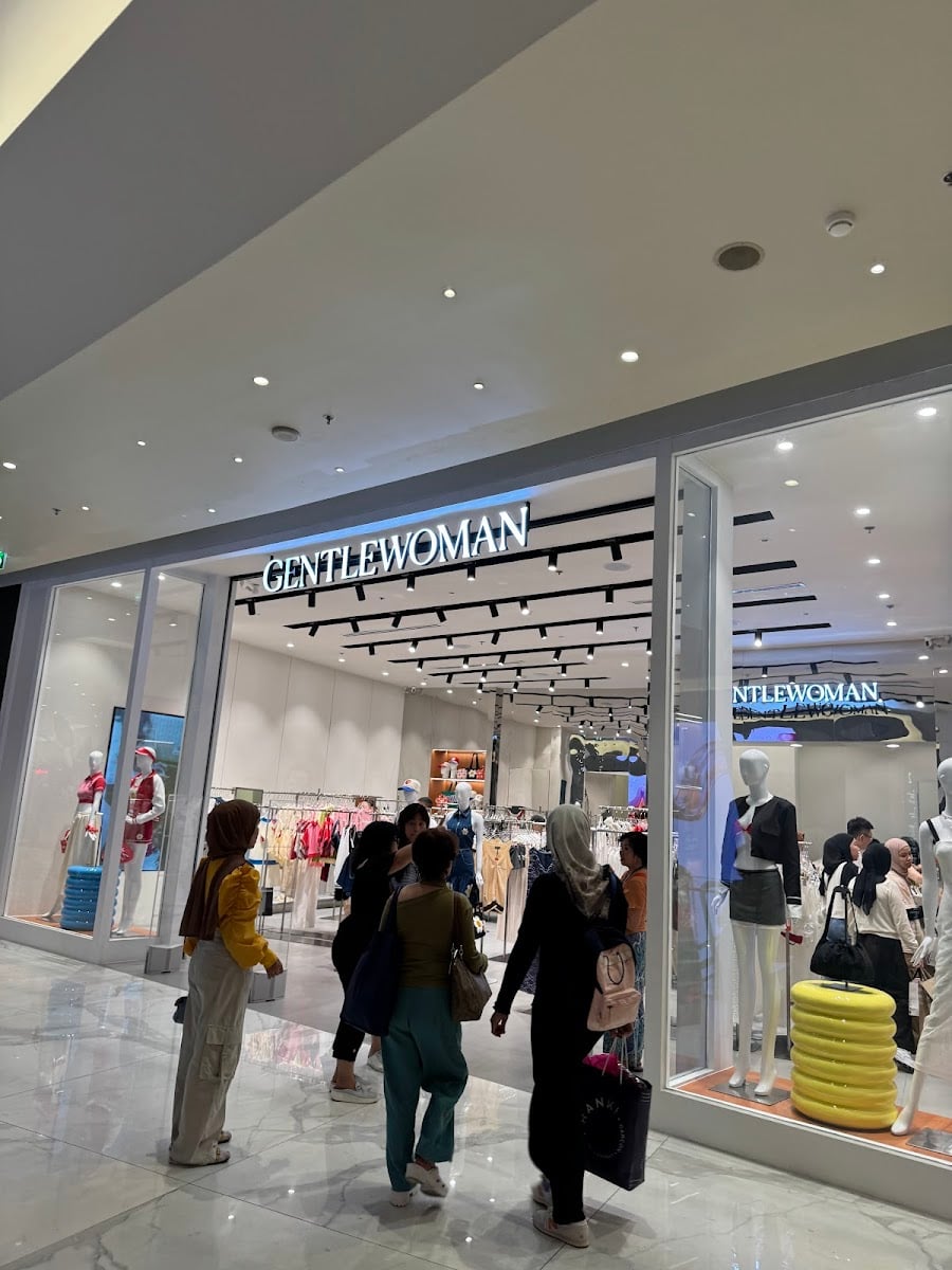 GENTLEWOMAN ICONSIAM