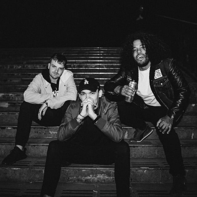 Issues - Artist