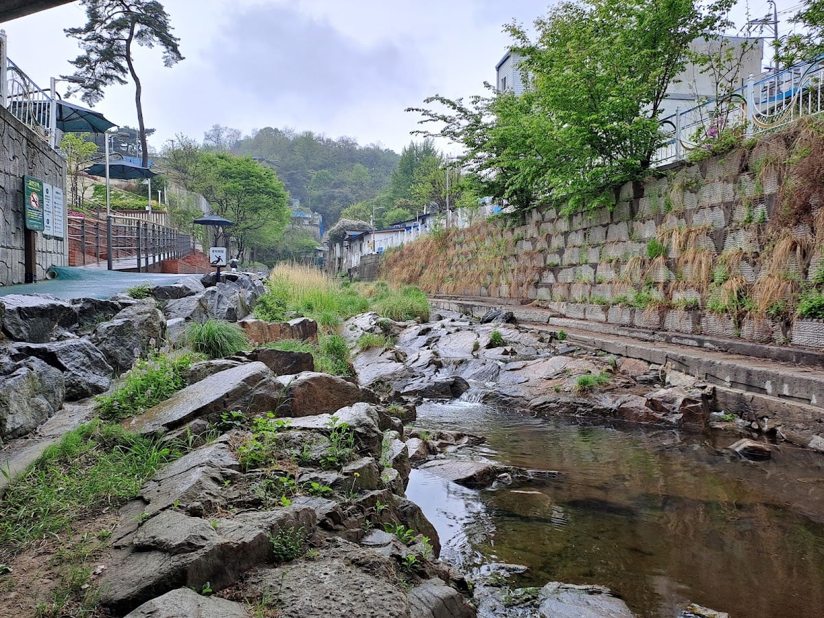 Jeongneungcheon Stream
