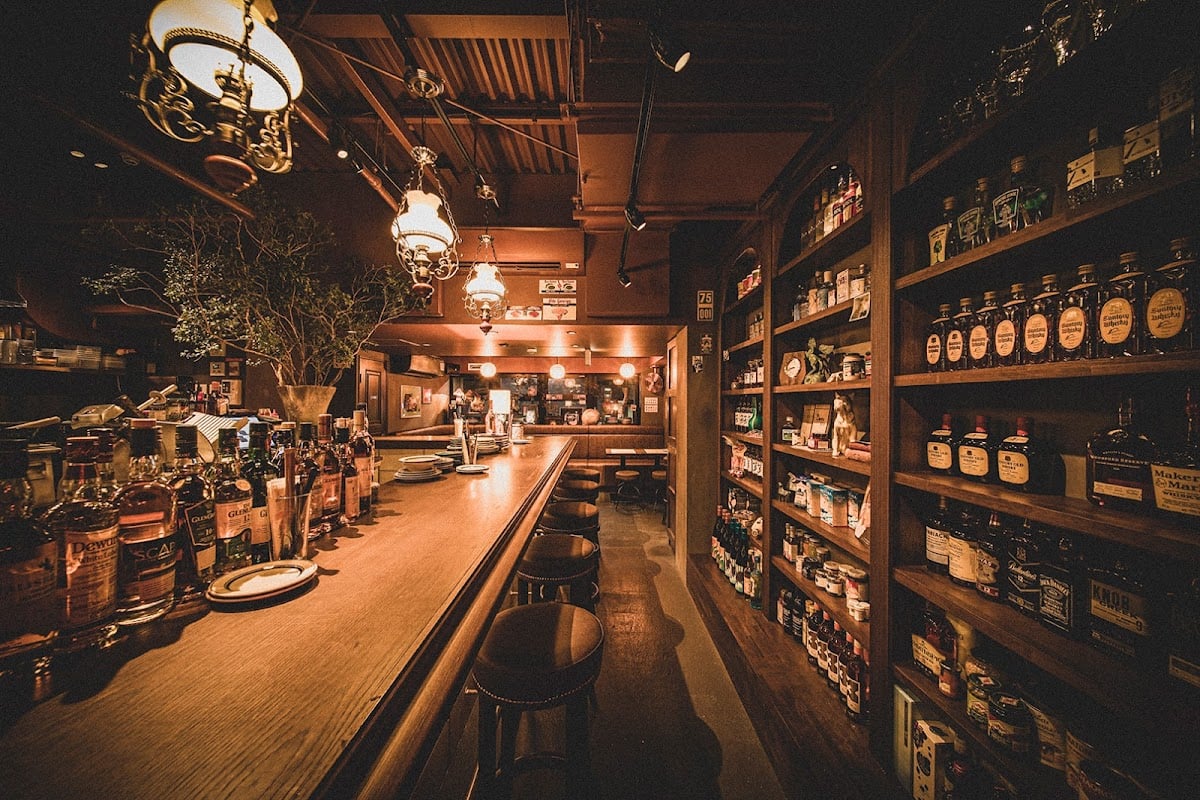 二階の洋品店 - ビストロ オシャレ居酒屋