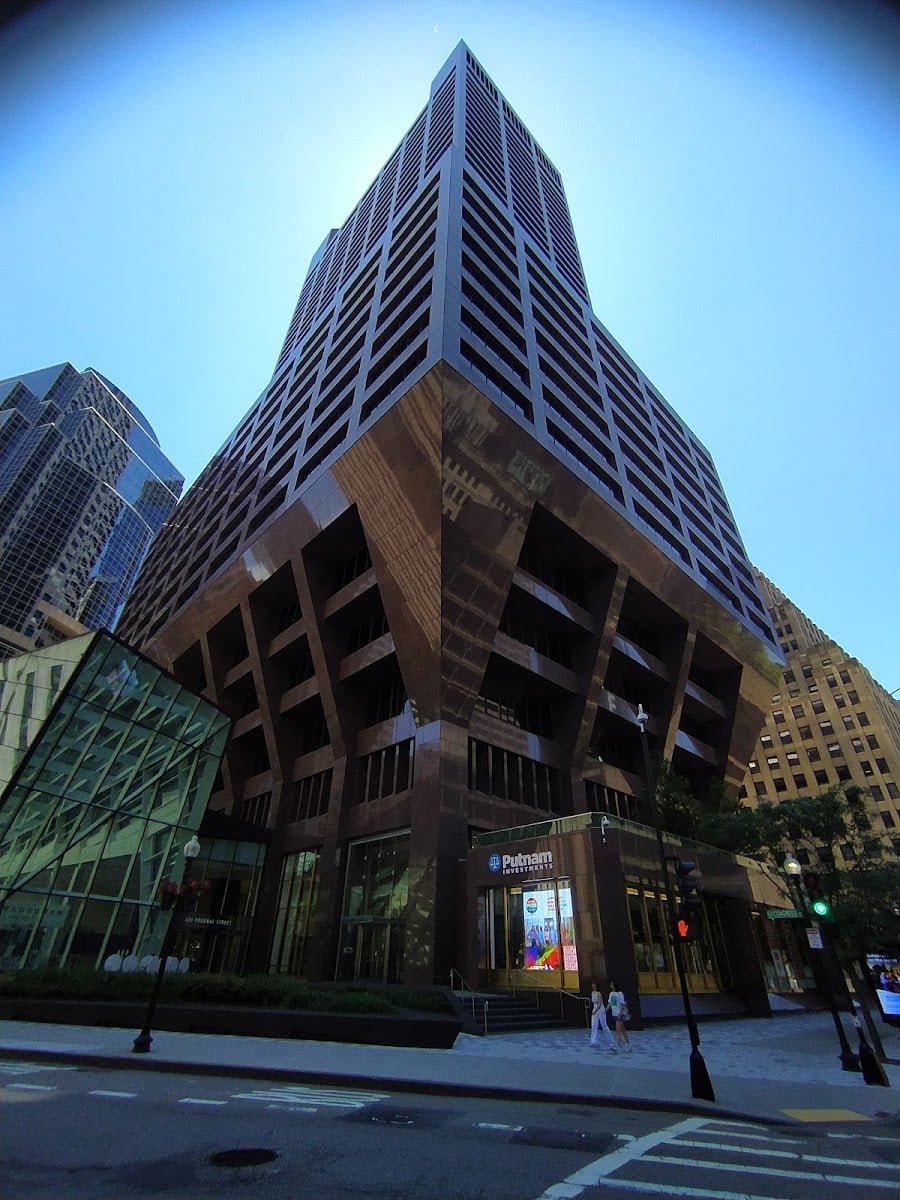 100 Federal Street - free bathroom + wifi — an open public lounge open til 9pm