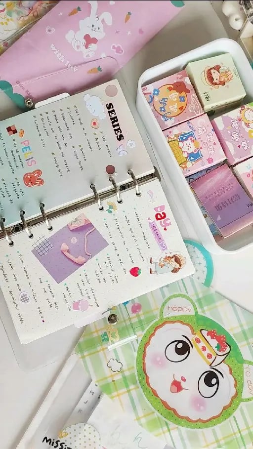 Journal decorativo - Plasma lo que gustes y añade stickers, imágenes, tickets, dibujar, etc