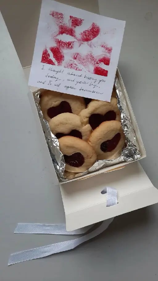Galletitas - Le agregas una cartita