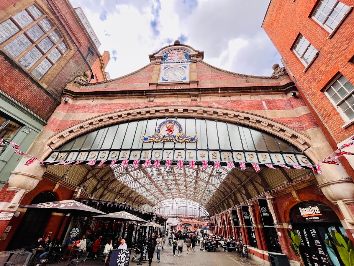 Windsor Royal Shopping Centre