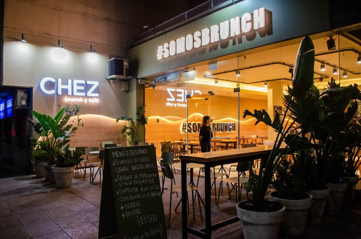 CHEZ - Brunch y Café