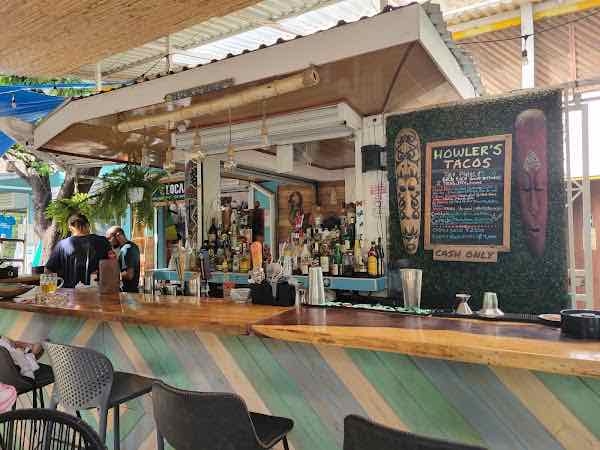 Howler's Beach Lounge