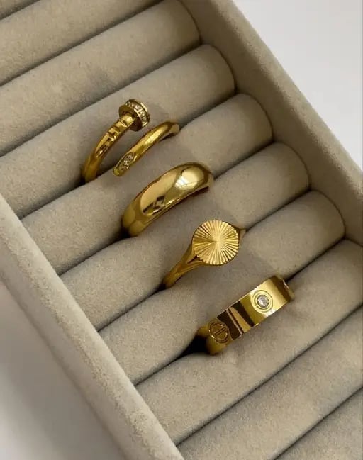 Accesorios dorados