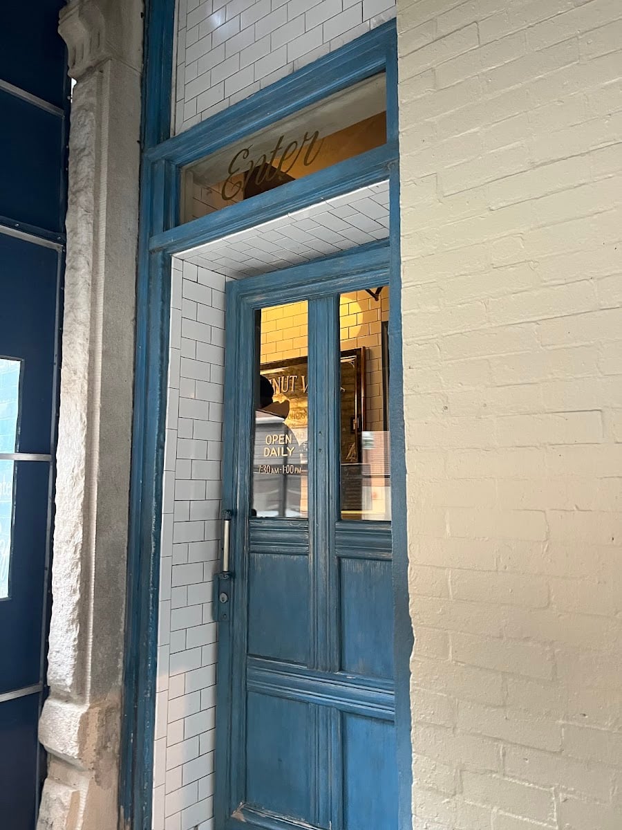 Doughnut Vault