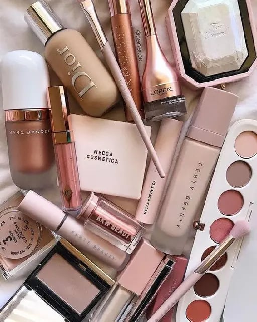 Maquillaje - Usar el tipo de maquillaje que mΓ‘s te guste, favorezca tus rasgos y te haga sentir cΓ³moda