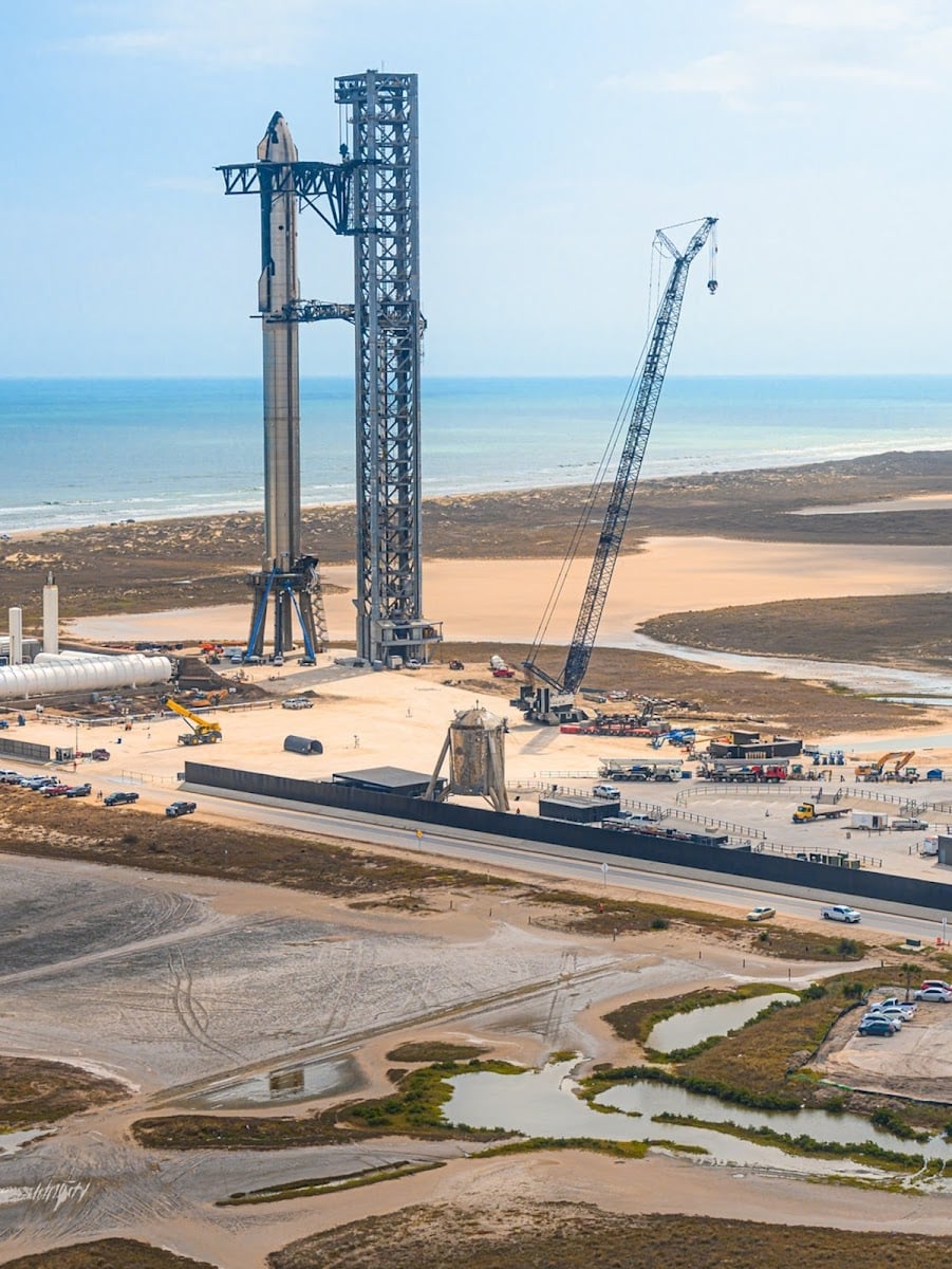 SpaceX Launch Facility - Transportation Service · Texas, Brownsville