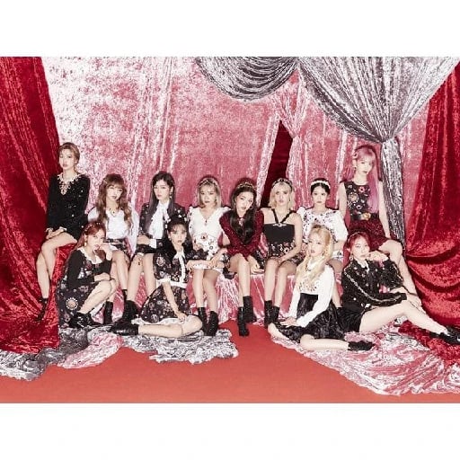IZ*ONE - Artist