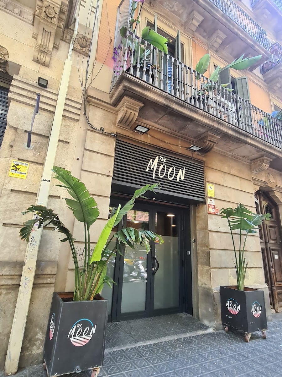 The Moon Tropical Barcelona