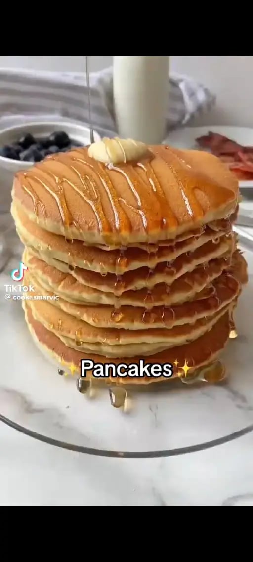 Pancakes - By cookasmarvic