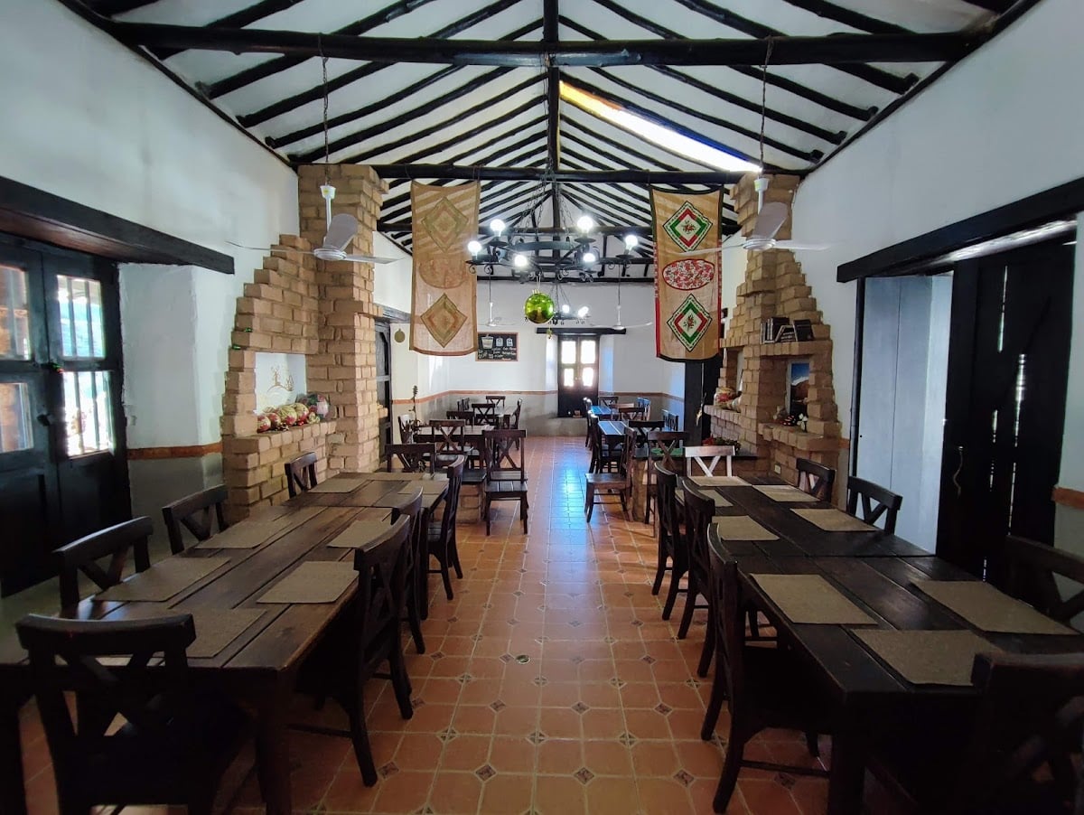 El Molinero De Juan. Restaurant-Posada-Casa Encantada