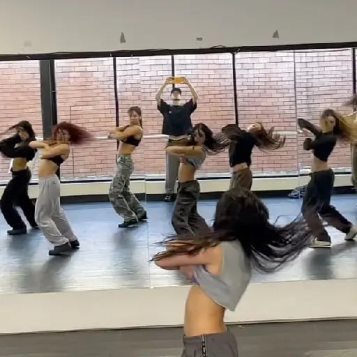 Bailar