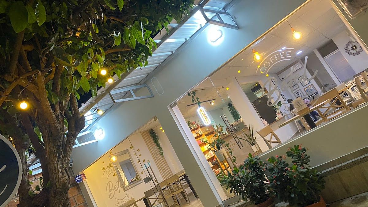 Betel Coffee & Shop