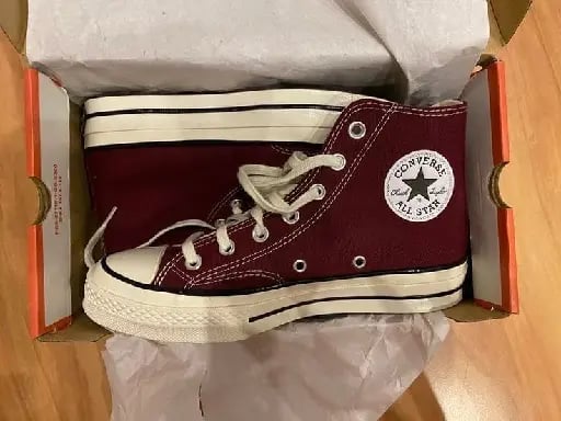 Converse vino
