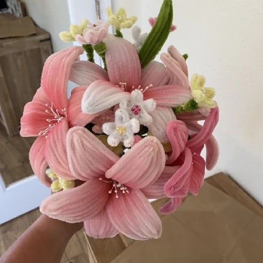 Pipe cleaner flowers