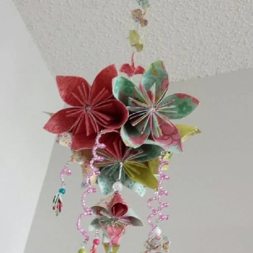 origami kasudama flower