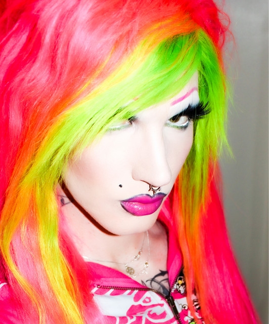 6arelyhuman - Artist