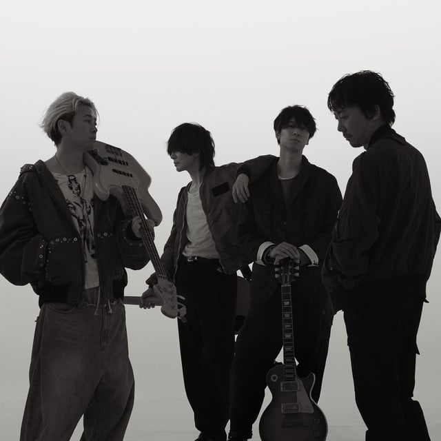 BUMP OF CHICKEN - Artist