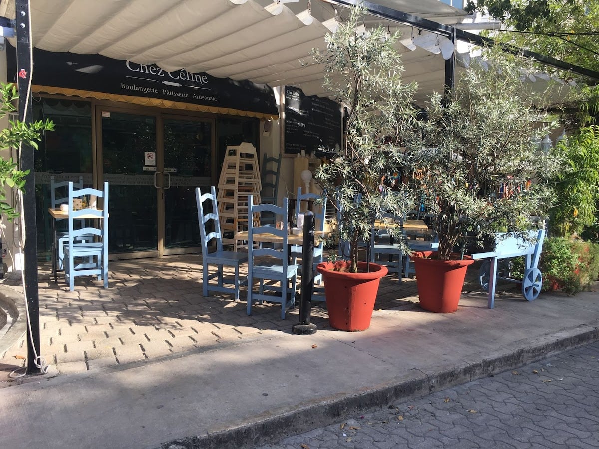 Chez Céline - 🇲🇫