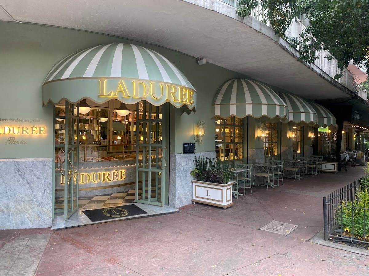 Ladurée - 🇲🇫