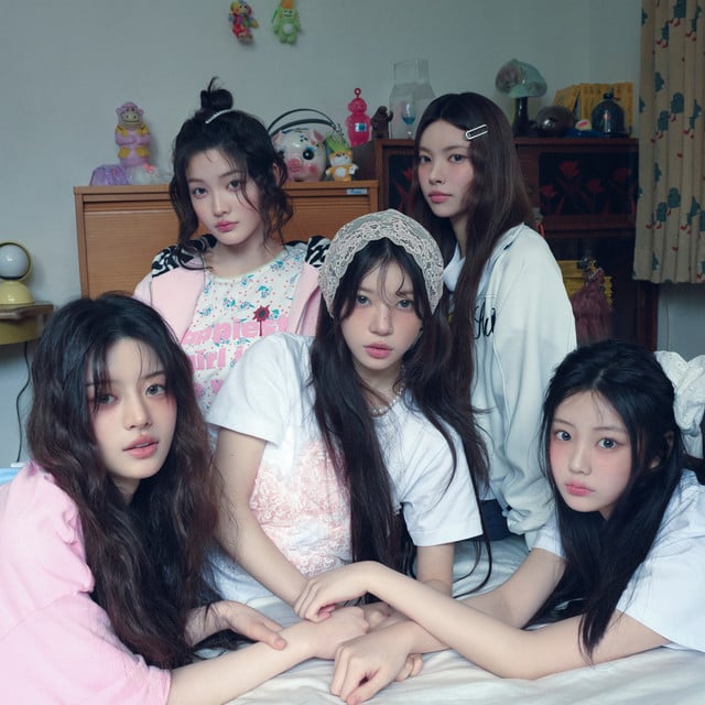 ILLIT - — Lucky Girl Syndrome
— Tick-Tack
— Billyeoon Goyangi