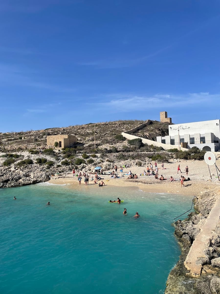 Hondoq Bay - Gozo