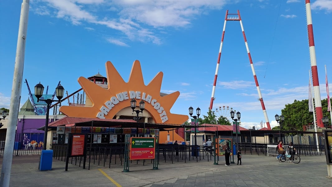 Puerto de Frutos - Shopping Mall · Provincia de Buenos Aires, Tigre