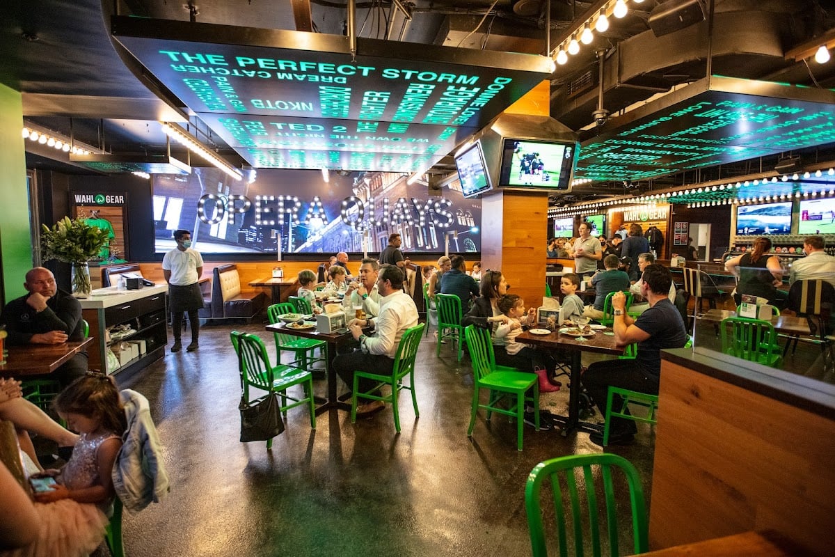 Wahlburgers - Good views good sweet potato fries馃挅