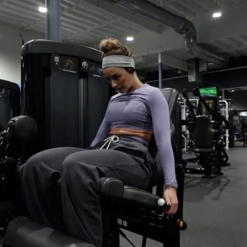 leg extension - 3x10-12