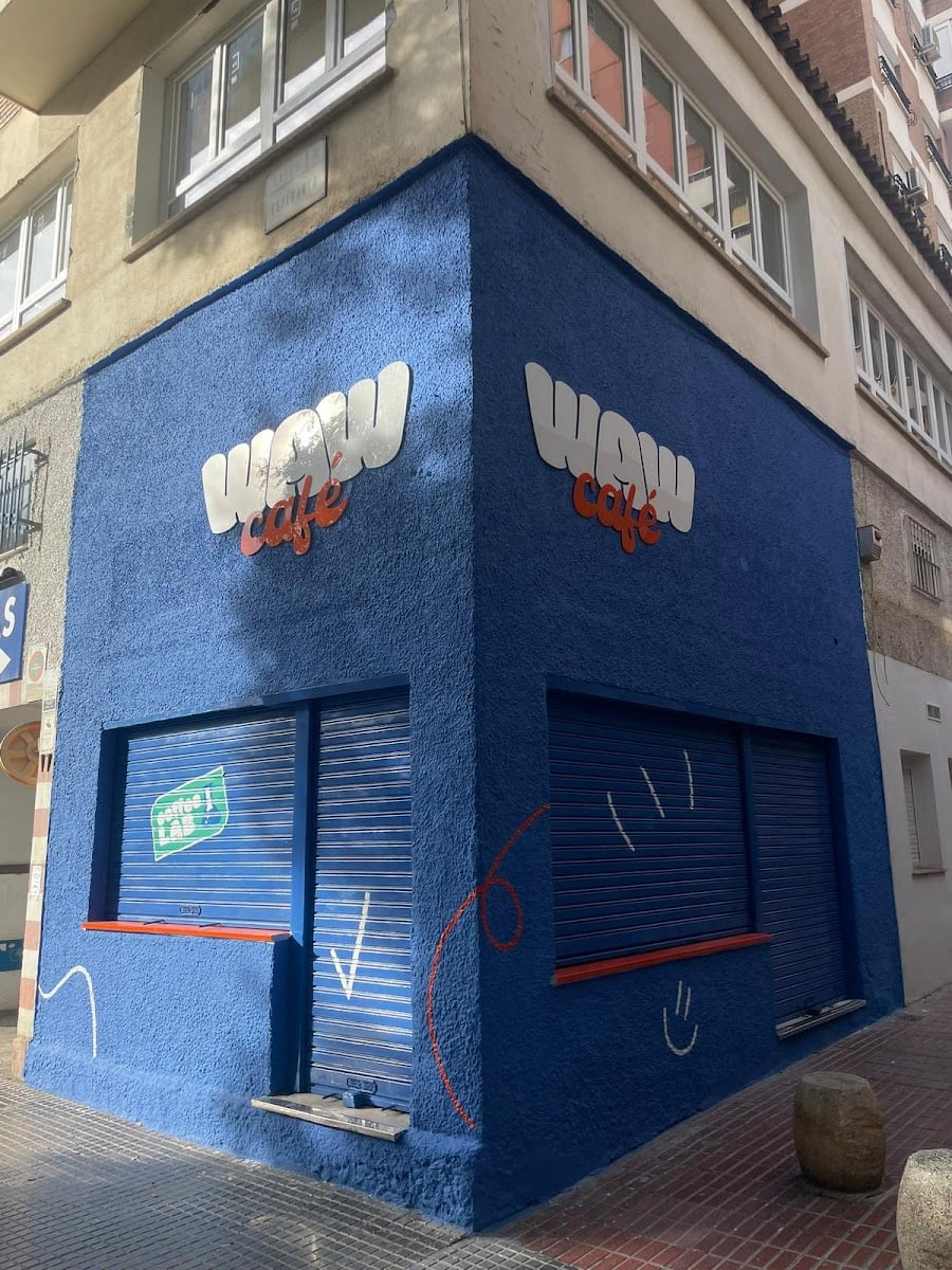 Cafetería WAW Café