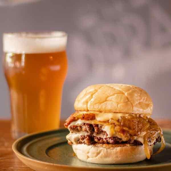 La Birra Bar (Burgers)