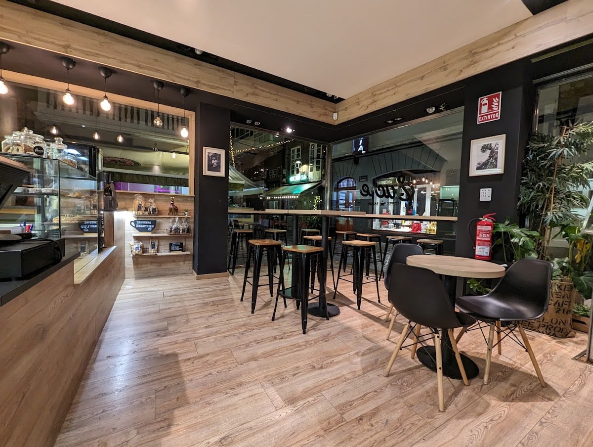 Sucre coffee & bakery