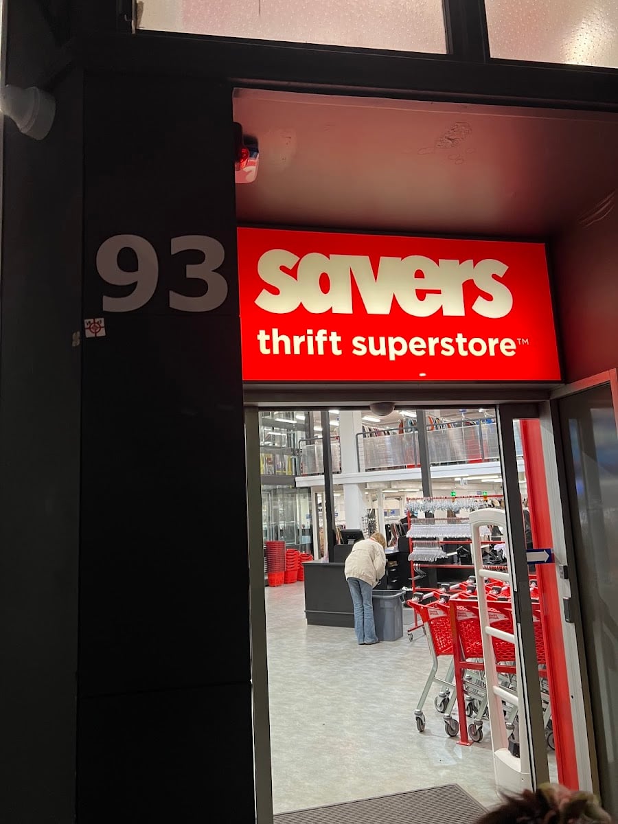Savers - 3 pisos