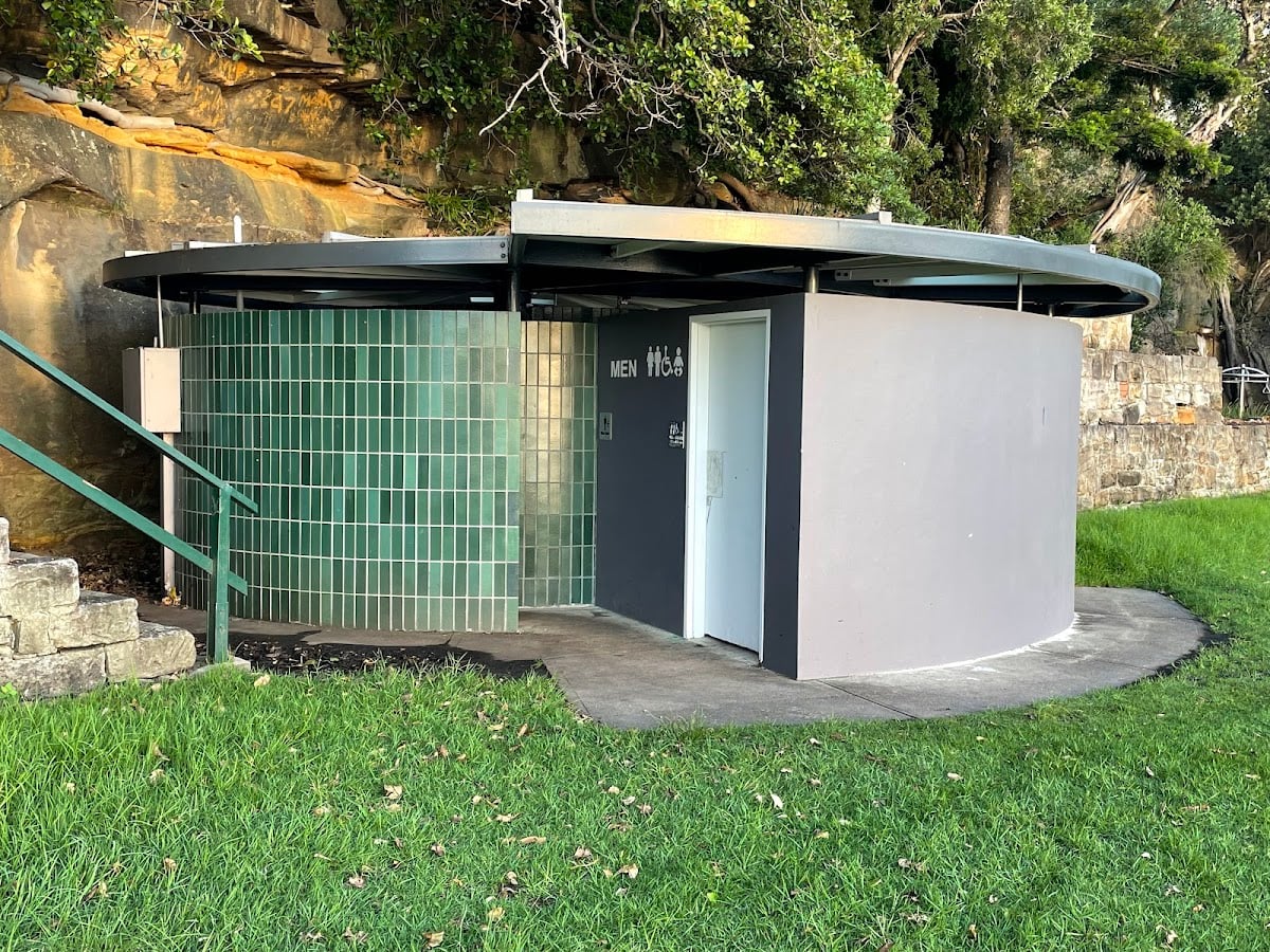 Public Toilets Blues Point Reserve - SUNRISE