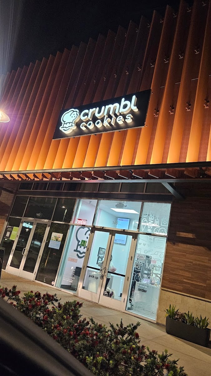 Crumbl - North Hollywood