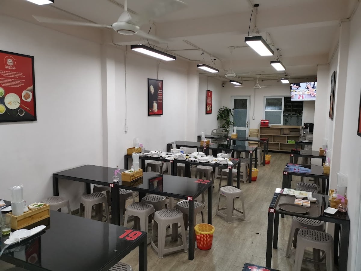 Bánh Ướt Ban Mê Giang Vương - Tôn Thất Tùng