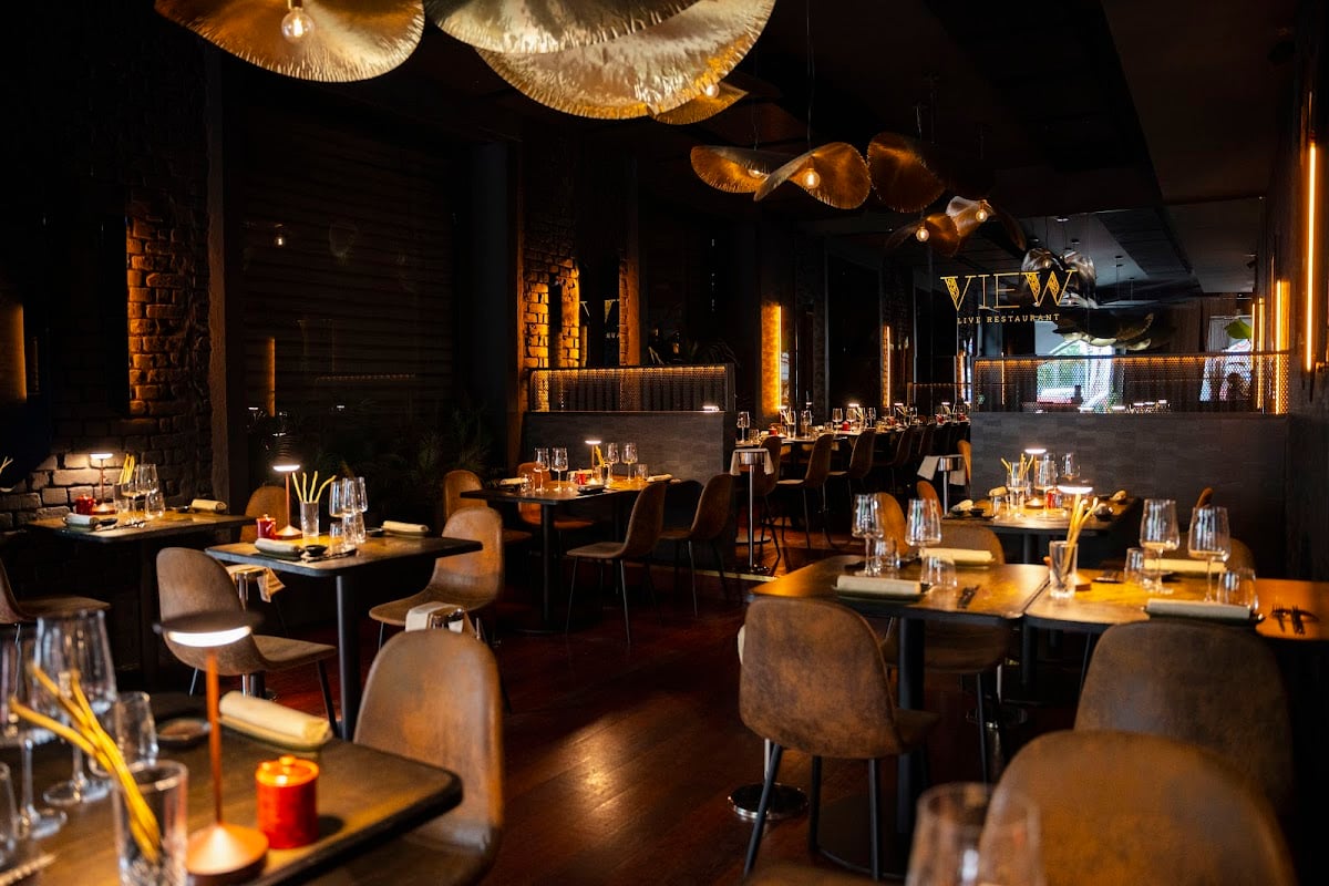 View Live Restaurant