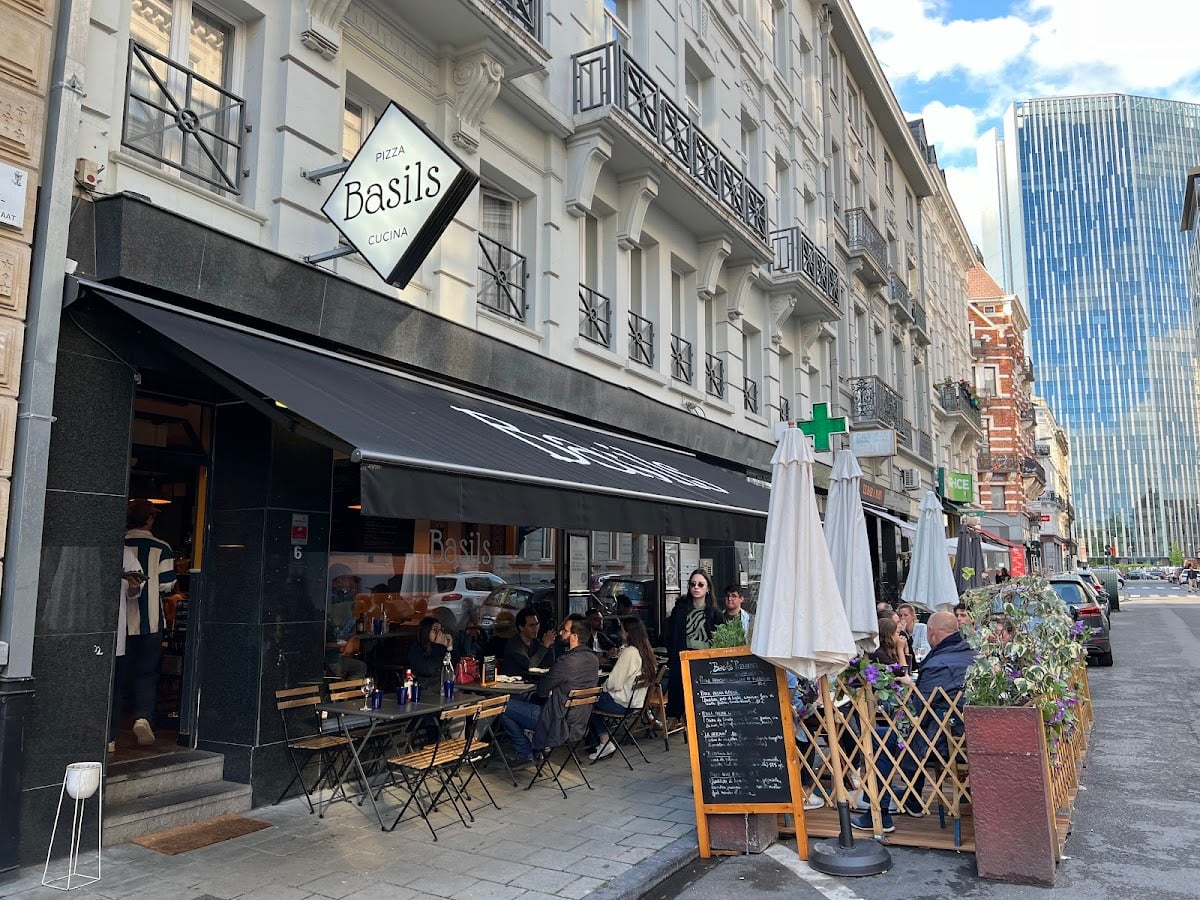 Basils - Pizzeria
