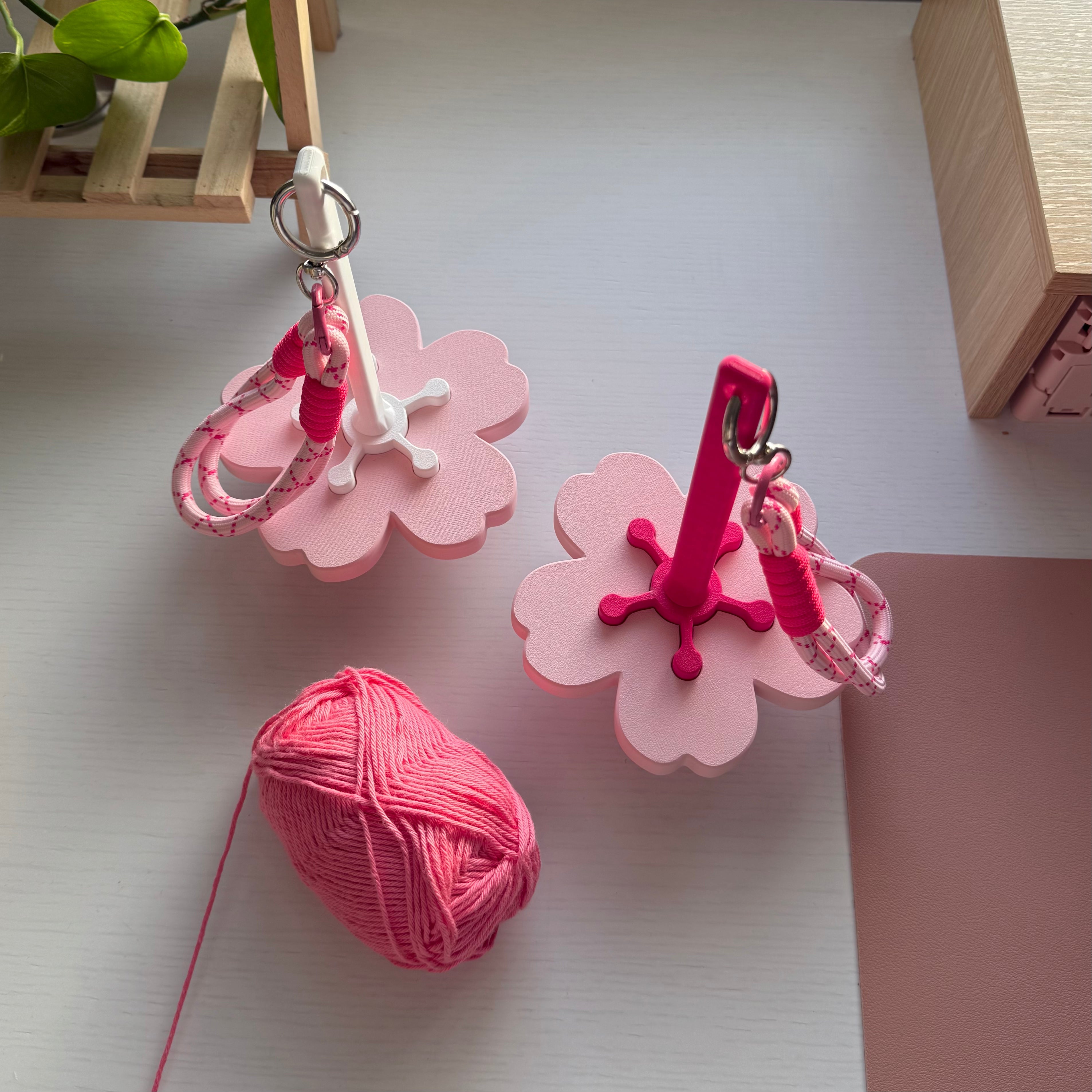 Sakura Walkie Spinner - Bubbleland