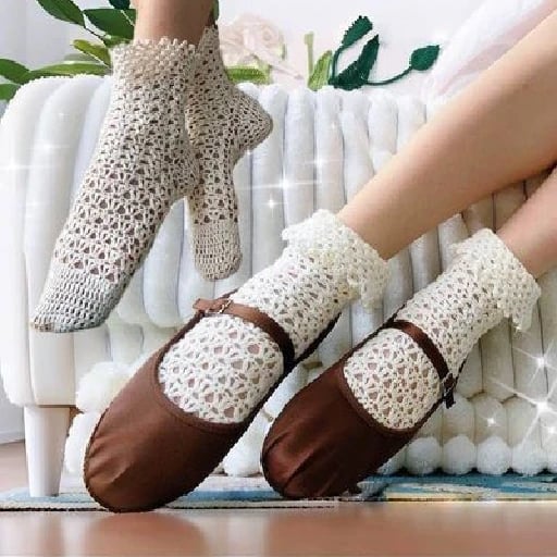 sockets lace