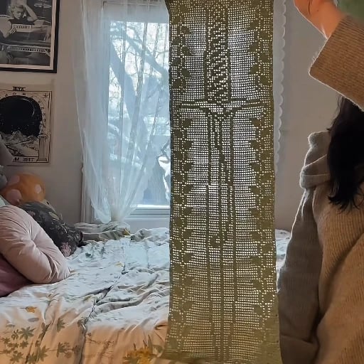 Sting Crochet Tapestry - ig: esotericintervall